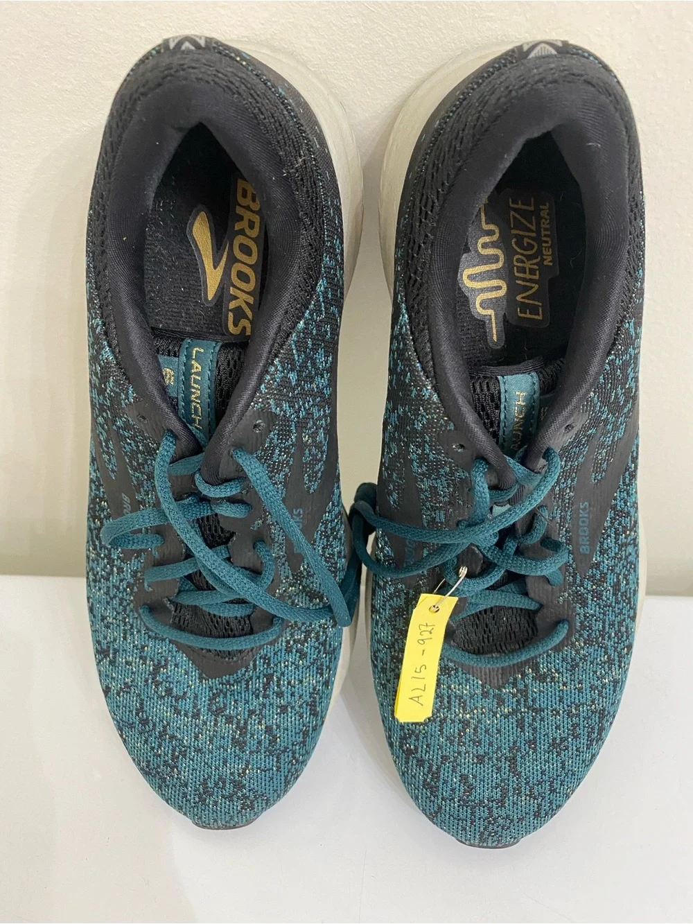 Brooks lightweight knit